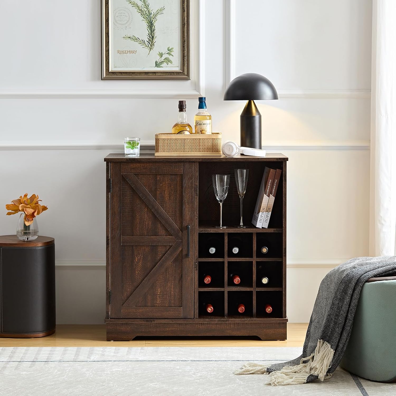 Home Bar And Cabinet - Барный шкаф в стиле фермерского дома,